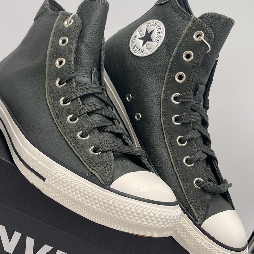 Converse Men's High-Top Sneakers A14810C
CTAS WIDE HI
DENSE CANOPY/EGRET/BLACK - Picture 6 of 16